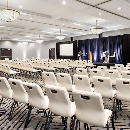 Courtyard By Marriott Minneapolis Downtown Bagian luar foto