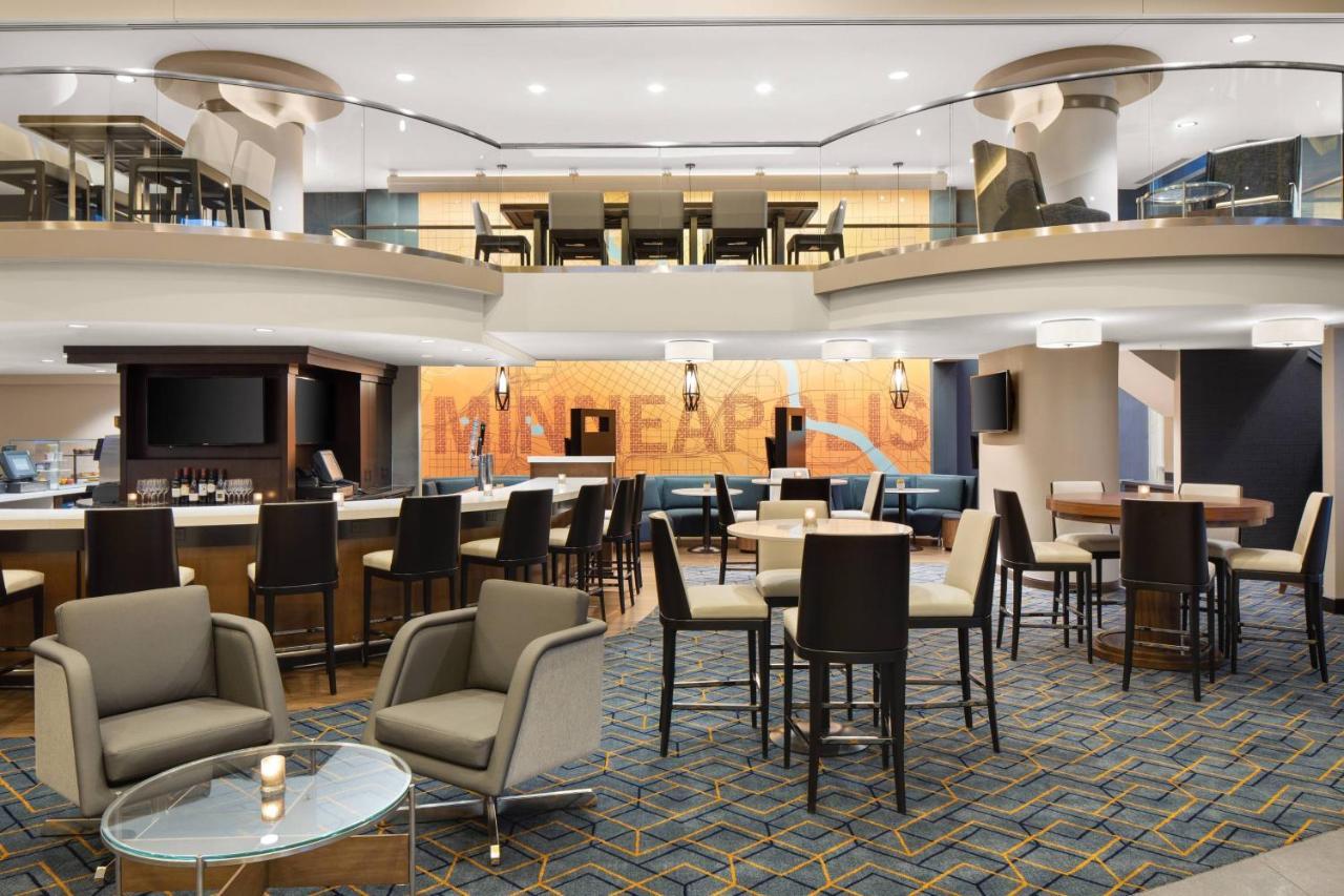 Courtyard By Marriott Minneapolis Downtown Bagian luar foto
