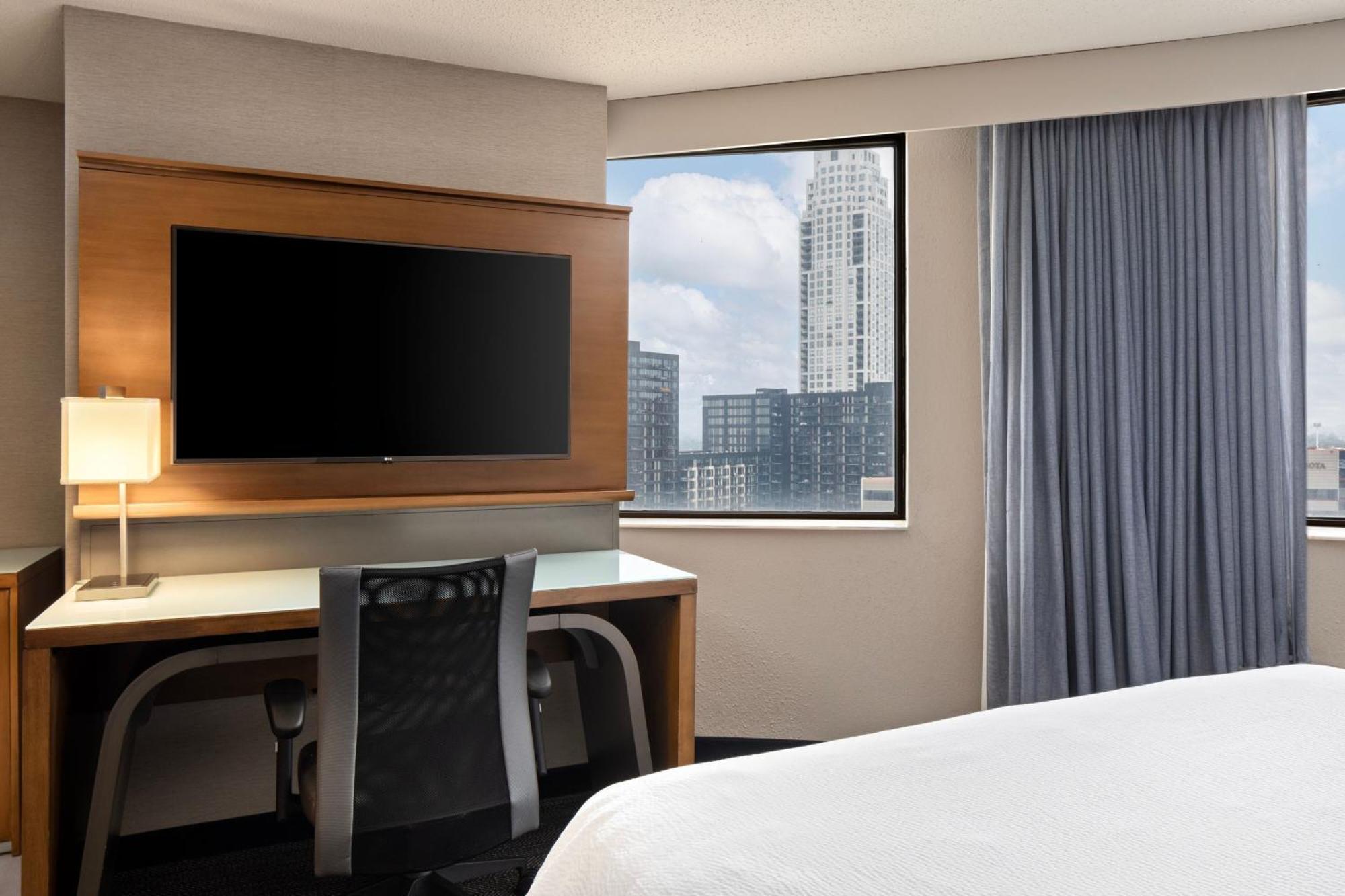 Courtyard By Marriott Minneapolis Downtown Bagian luar foto