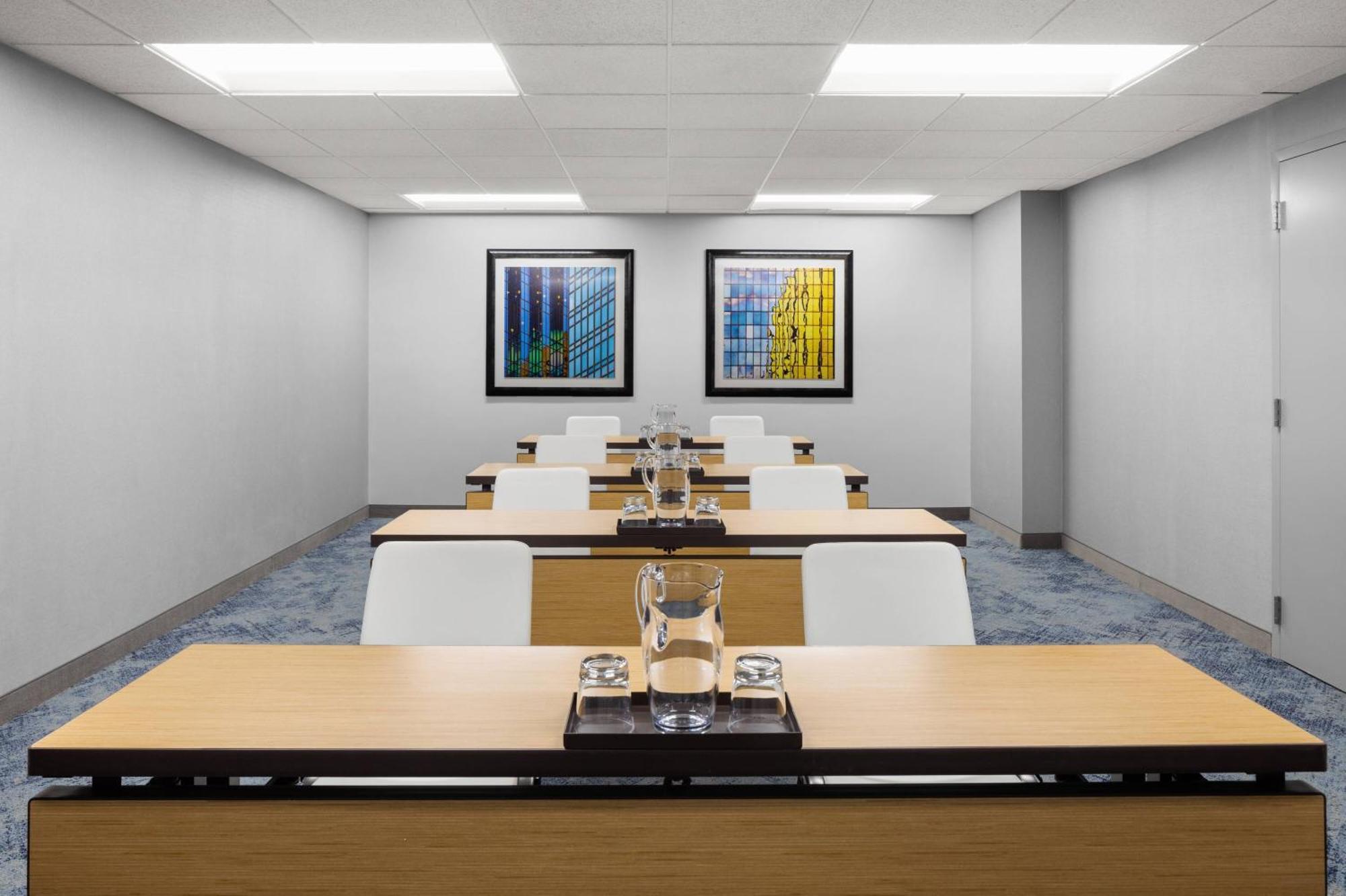 Courtyard By Marriott Minneapolis Downtown Bagian luar foto